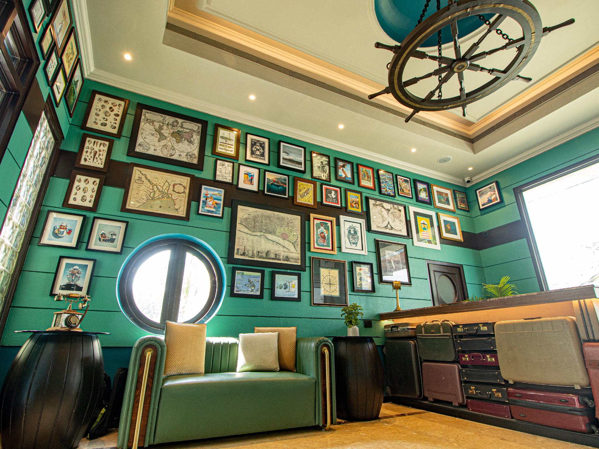 ポロ フローテル コルカタ 写真