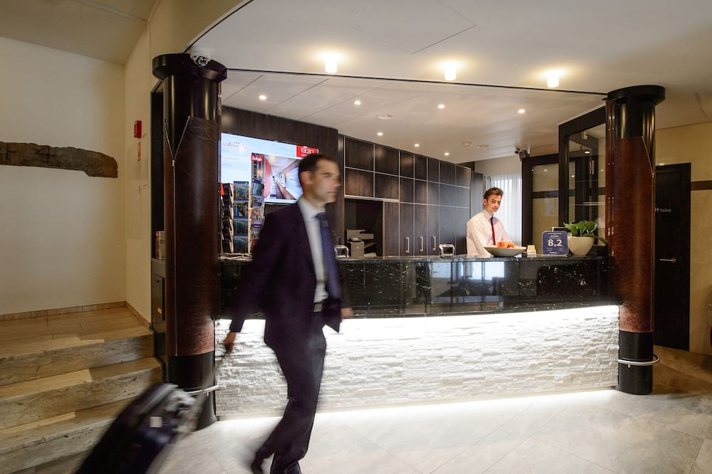 アレクサンダー ゲストハウス 写真