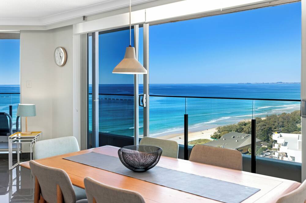 ウルティカ ビーチ ヘブン オン ブロードビーチ 写真