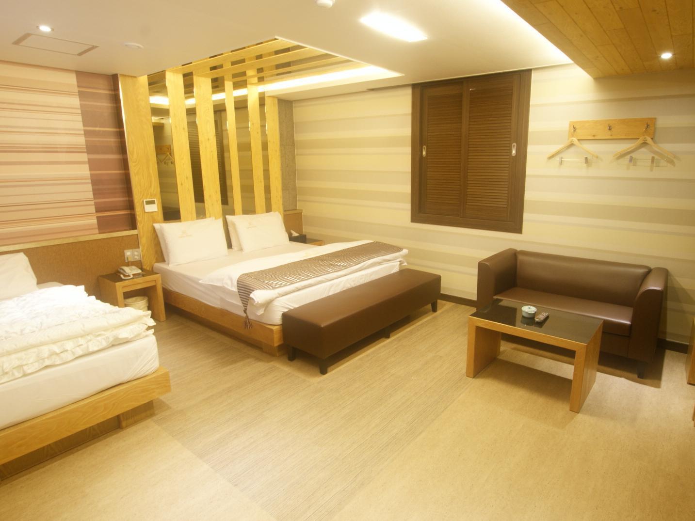 ゴリェヨ ホテル 写真