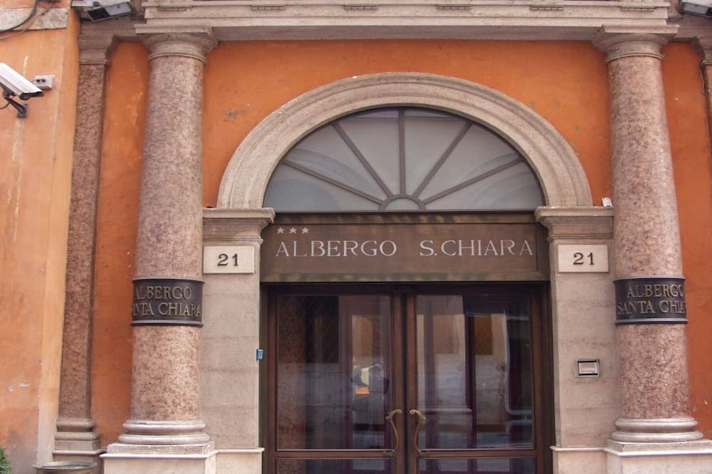 アルベルゴ サンタ キアラ 写真