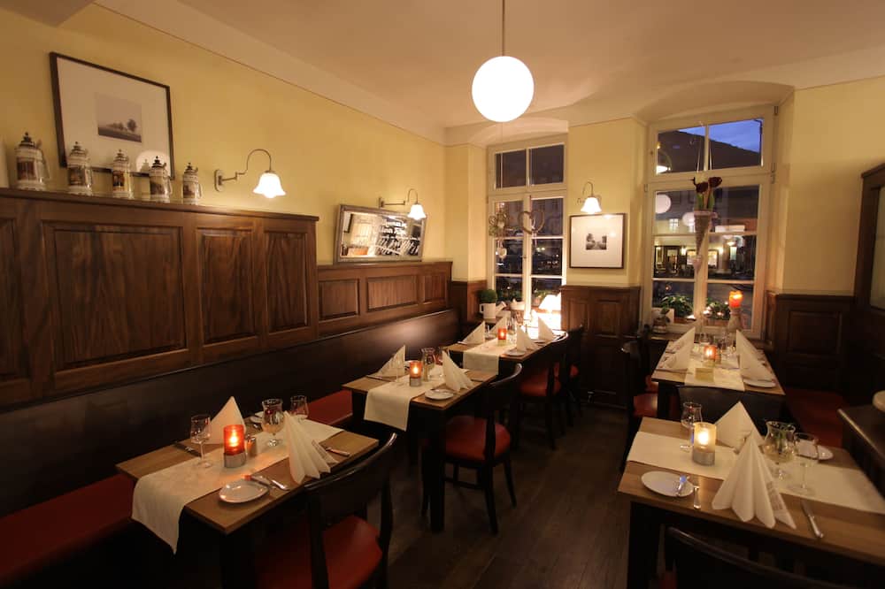 Hotel Goldener Falke 写真