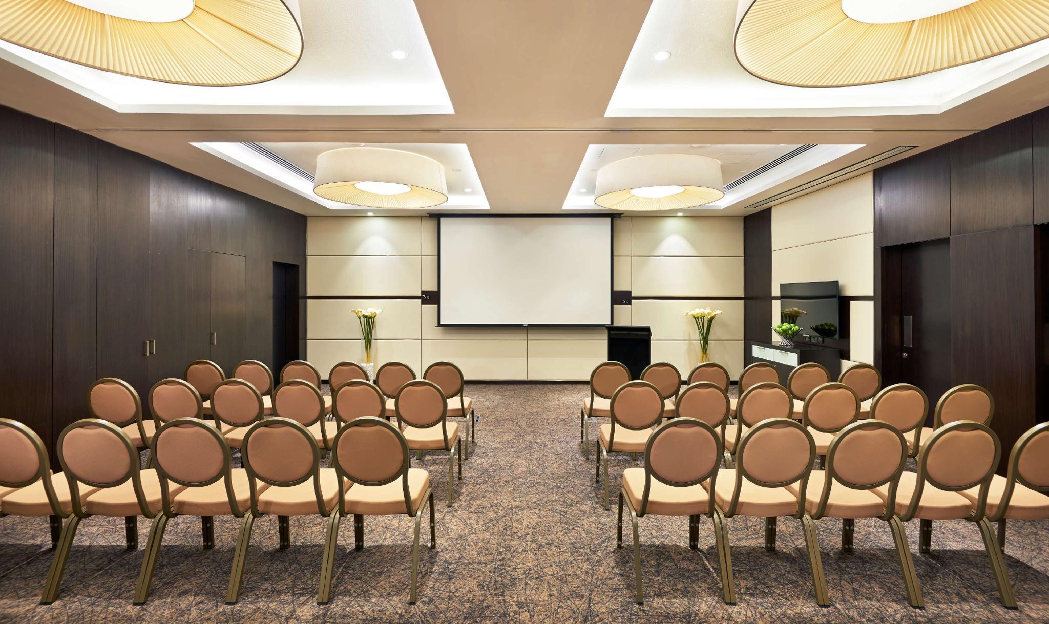 ハイアット プレイス ドバイ アル リッガ 写真