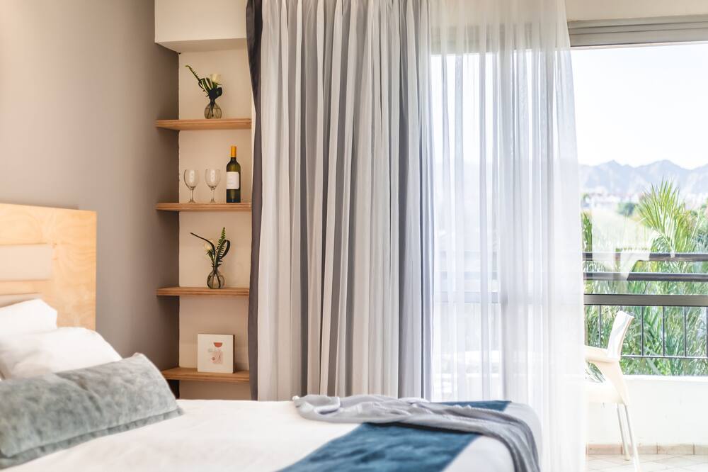 ヤコブ エイラート 写真