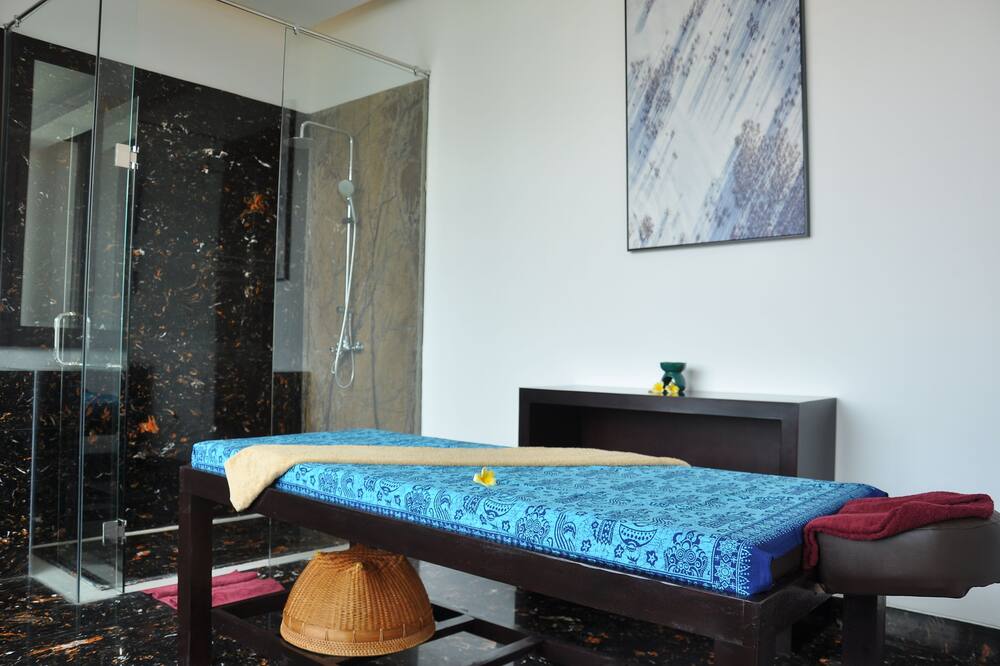 グランド パレス ホテル サヌール バリ 写真