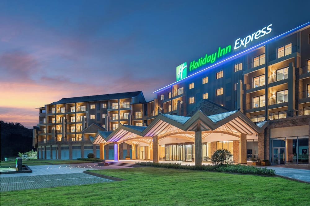 Holiday Inn Express wawu Mountain By IHG 写真