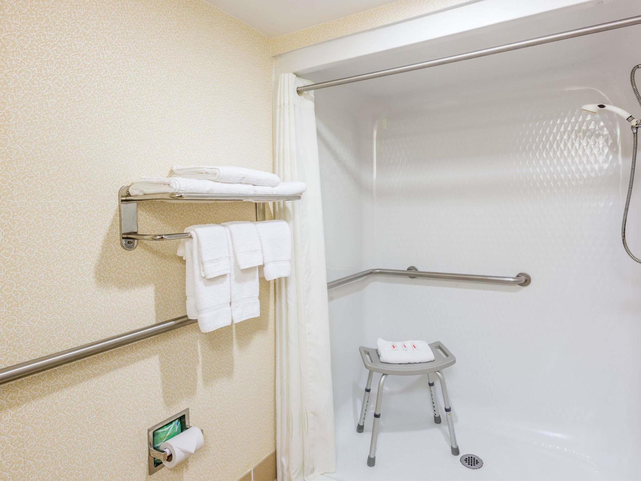 ベイモント バイ ウィンダム バッド レイク 写真