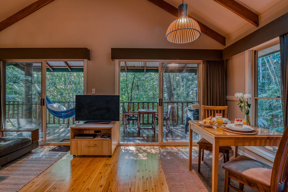 ナローズ エスケープ レインフォレスト リトリート 写真