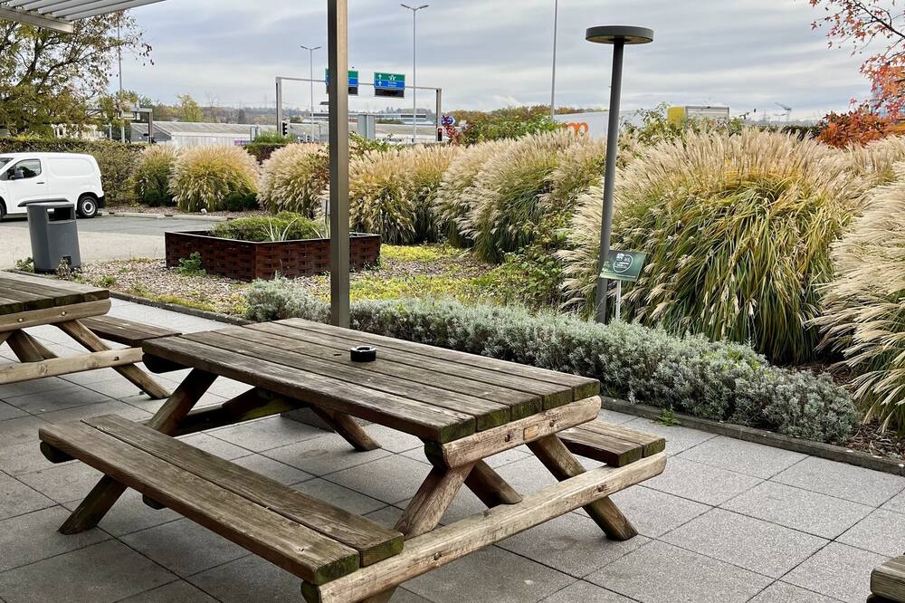 イビス バジェット ローザンヌ ビュシニー 写真