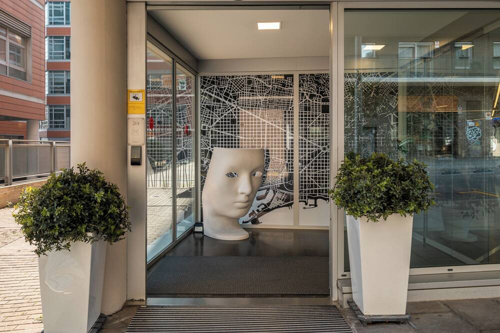 ナイトリー バルセロナ ポブレノウ 写真