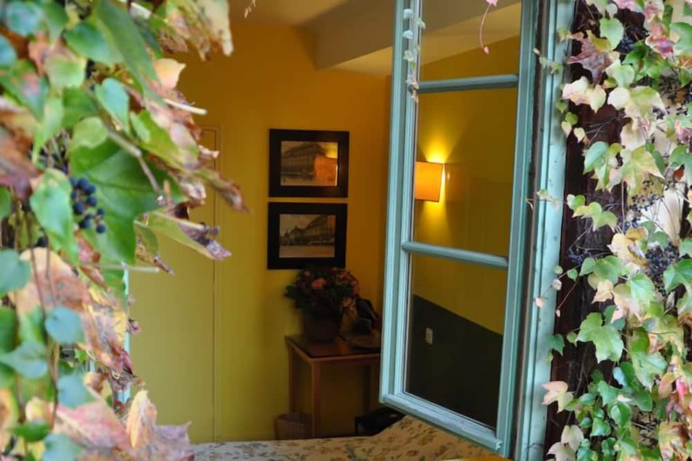 オテル ル ヴュー カレ 写真