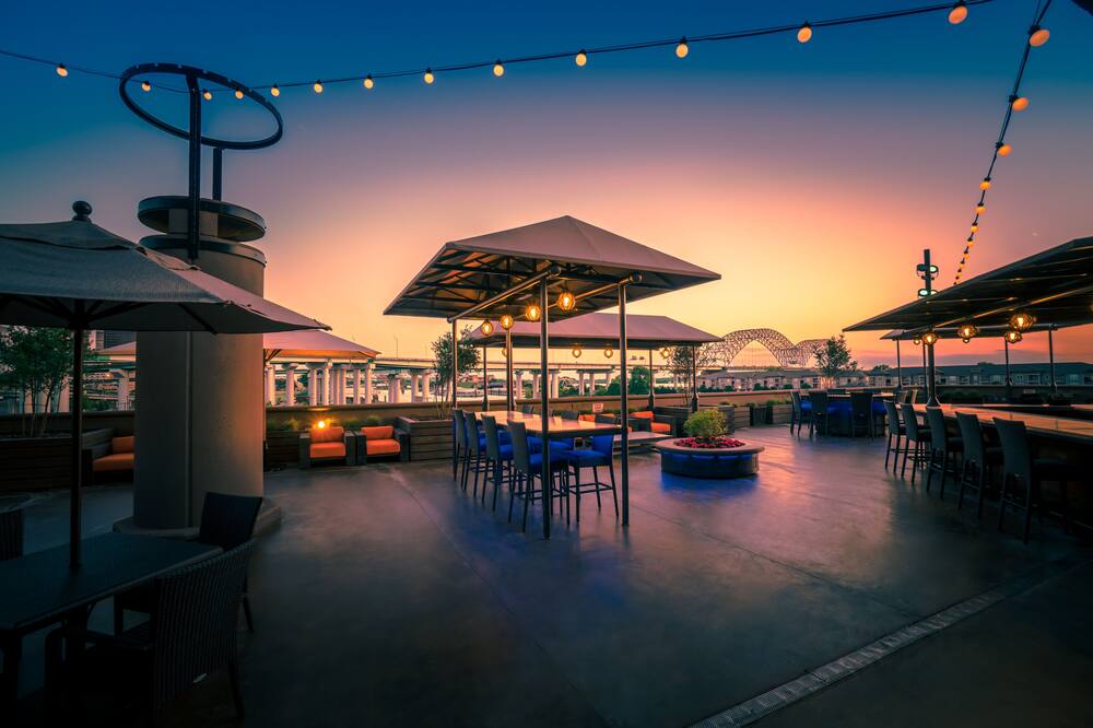 ビッグ サイプレス ロッジ 写真