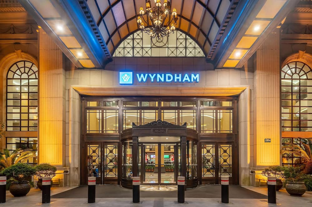 ウィンダム シャンハイ ホンチアオ 写真