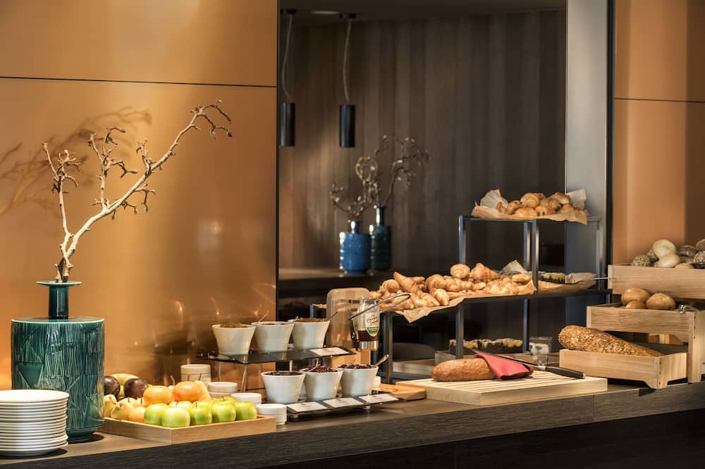 アディナ アパートメント ホテル フランクフルト ウエストエンド 写真