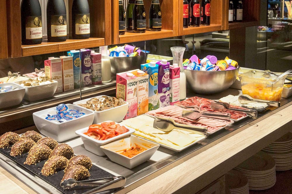 イビス スタイルズ フィゲレス ロンダ 写真