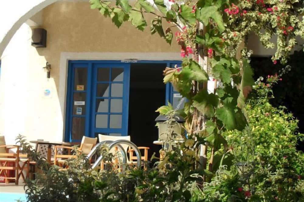 クレタ サン ホテル ストゥディオズ 写真