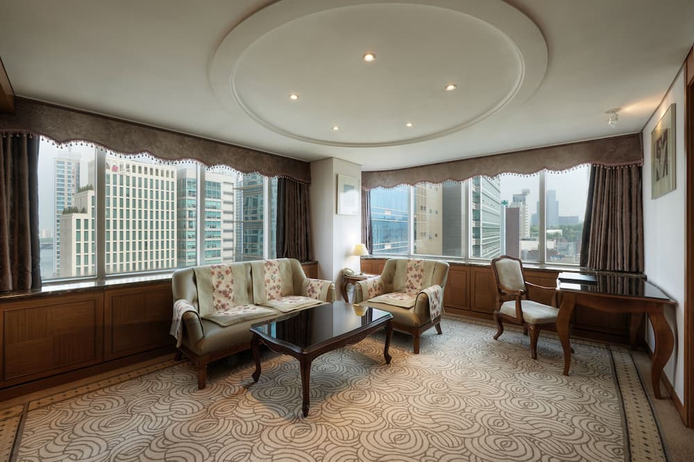 リヴィエラ ホテル 写真