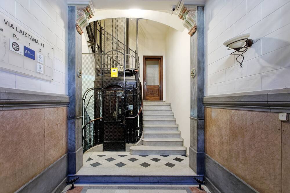 フォンタネラ グリーン ハウス 写真