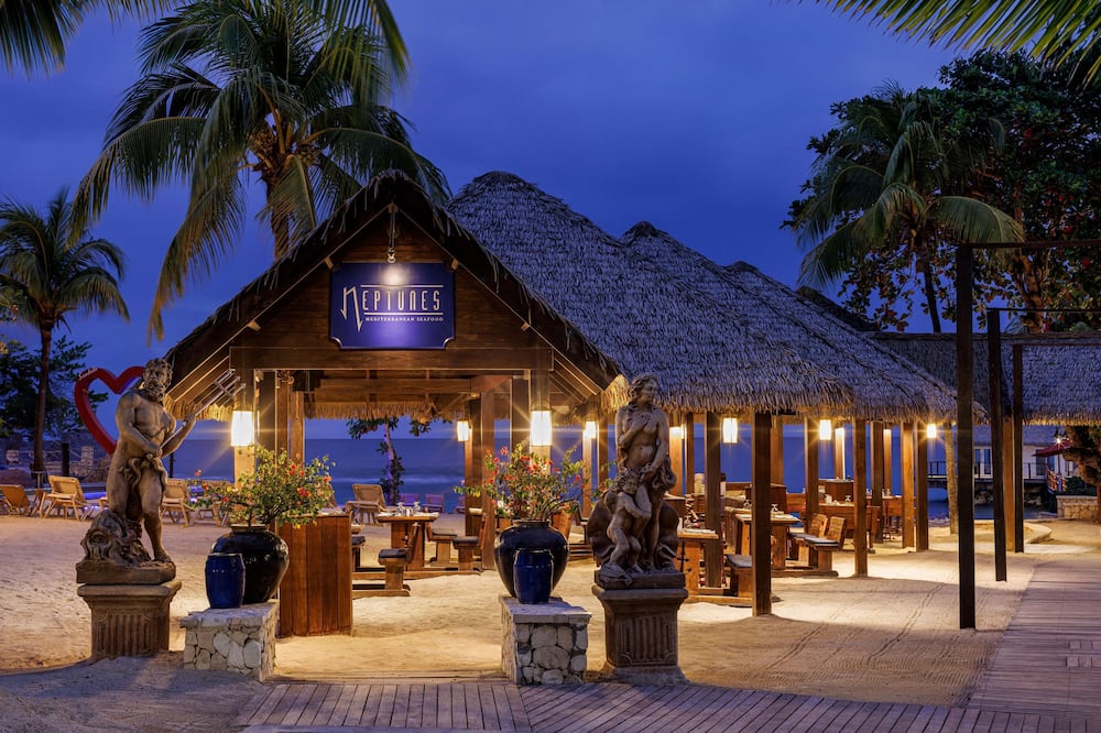 サンダルズ オチ - オールインクルーシブ カップル限定 写真