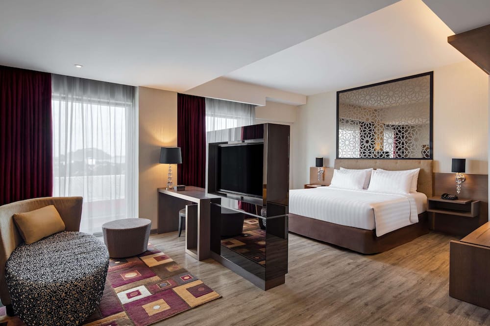 メルキュール パダン ホテル 写真