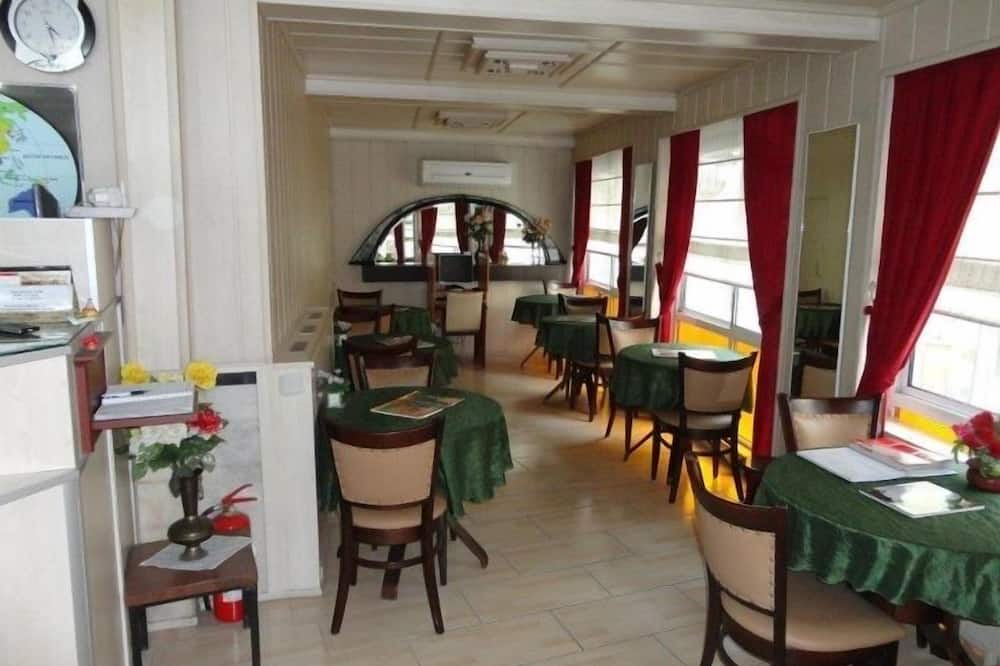 オリムピヤト オテル イズミール 写真