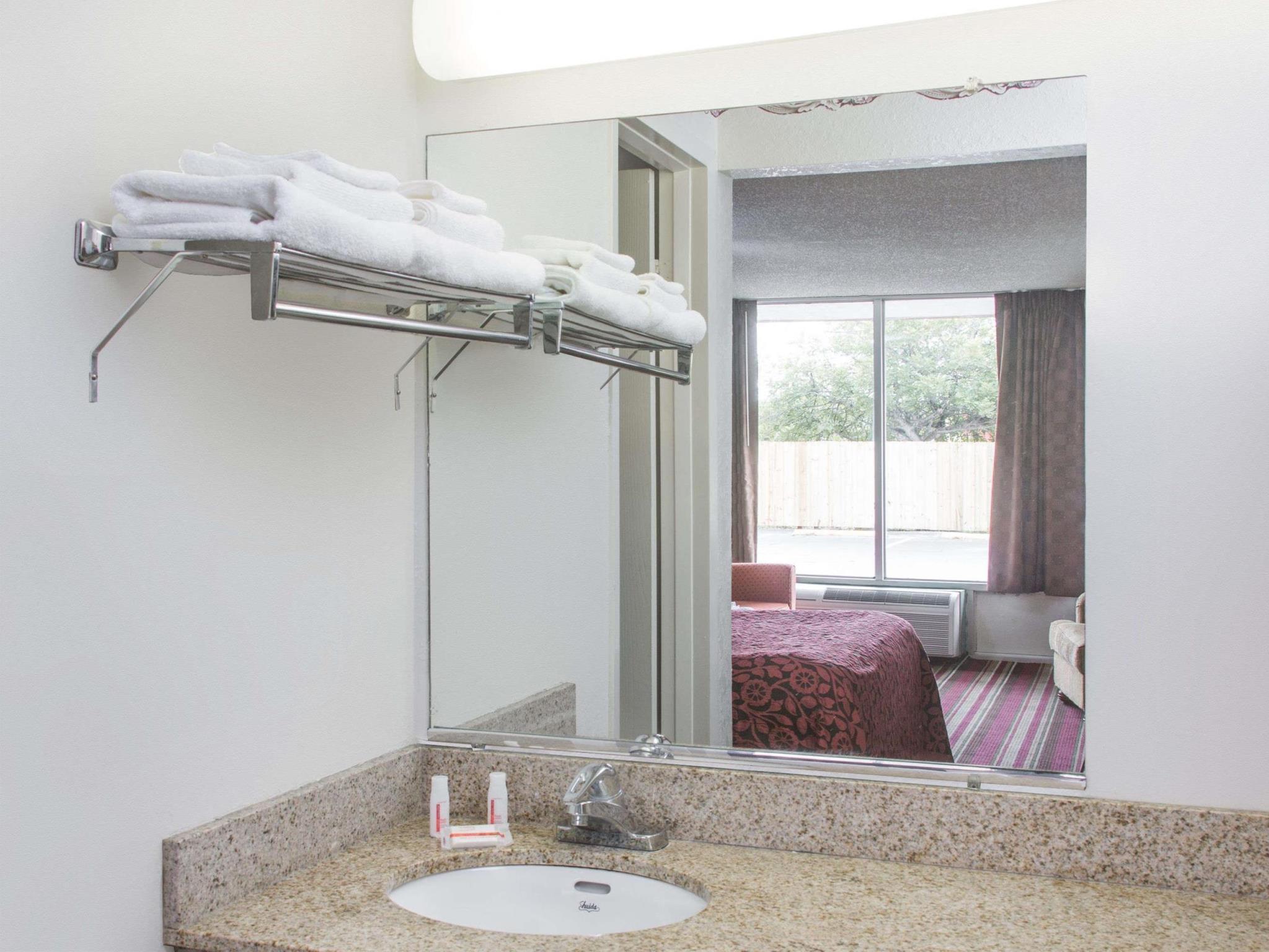 デイズ イン バイ ウィンダム フォート マイヤーズ 写真