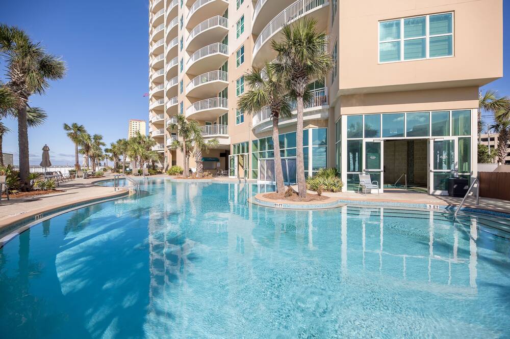 Beachfront 3BDR Condo. Aqua Resort by Pier Park 写真