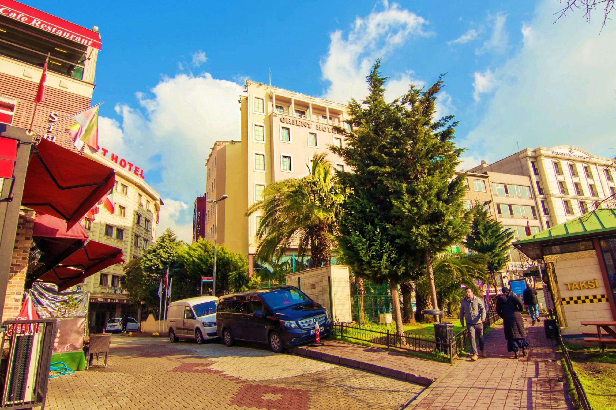 ホテル オリエント ミントゥール 写真