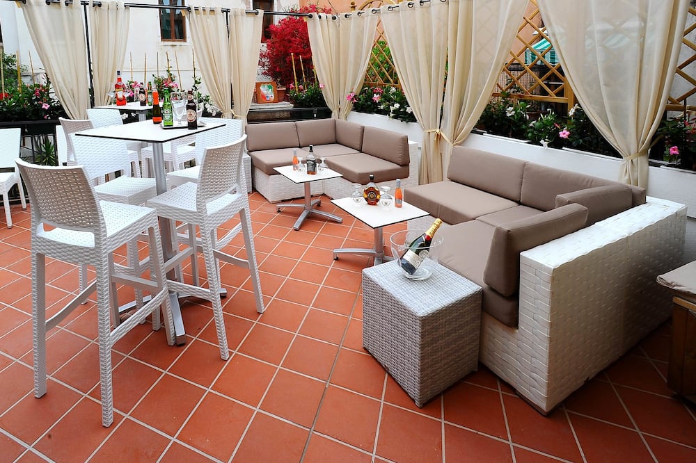 ホテル フォンタナ 写真