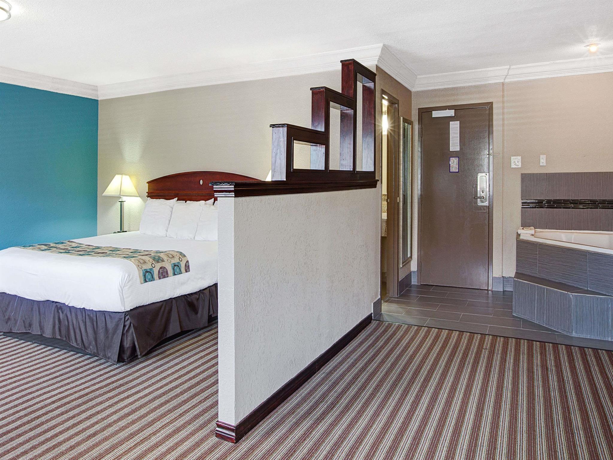 ラマダ バイ ウィンダム ヒューストン インターコンチネンタル エアポート サウス 写真