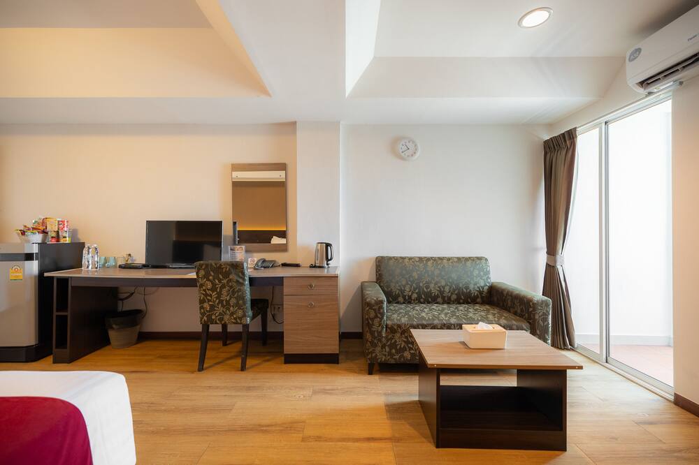 ゴールデン ジェイド スワンナプーム 写真