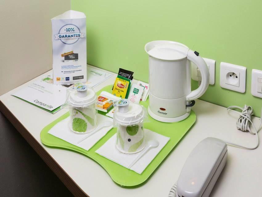 カンパニール ロワシー アエロポール CDG ル メニル アムロ 写真