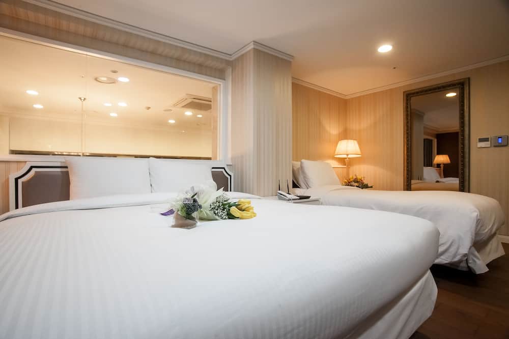 ホテル ファロス 写真