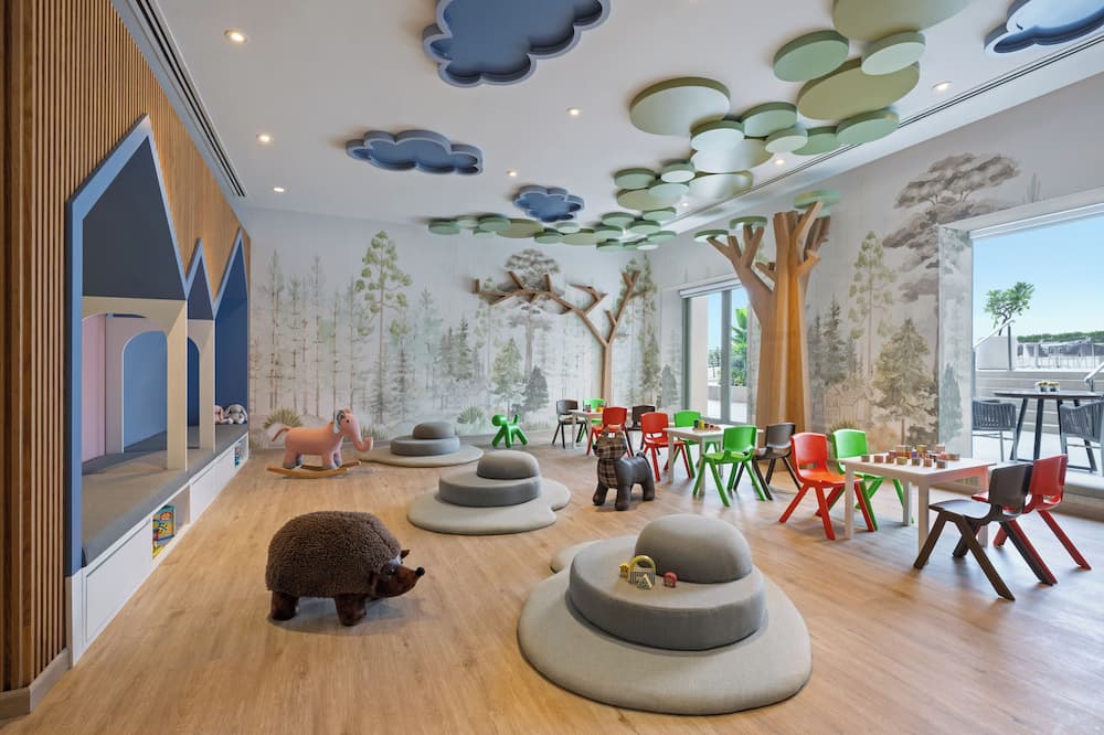 バルセロ アル ジャダフ 写真