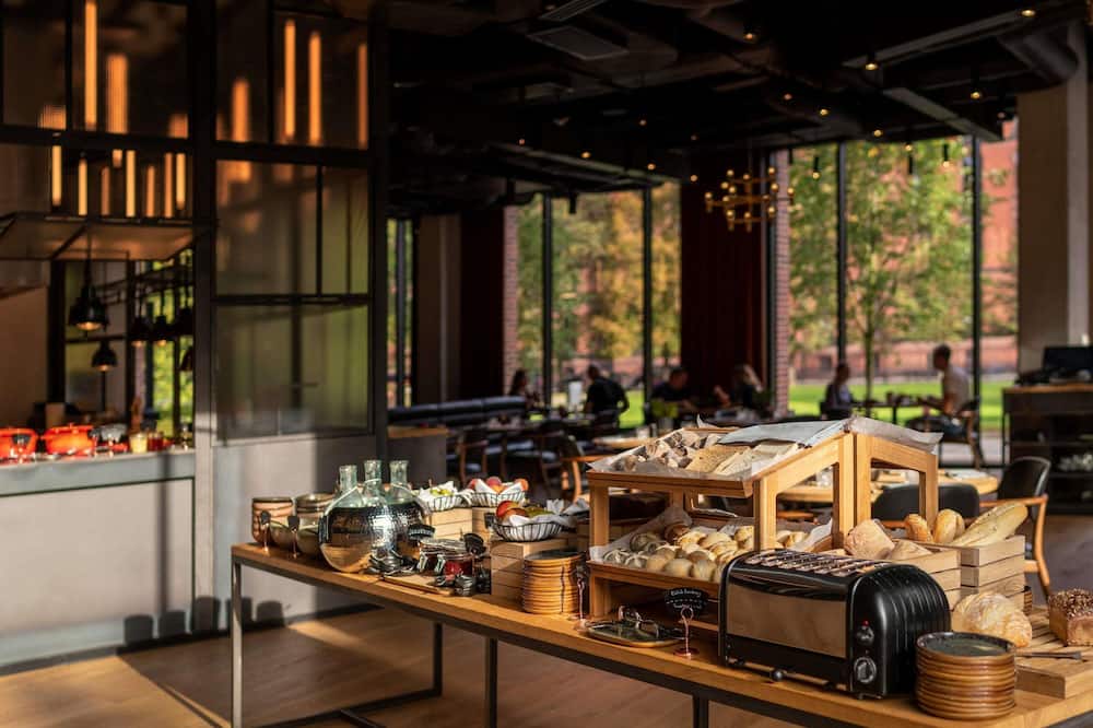 ザ ブリッジ ヴロツワフ Mギャラリー 写真