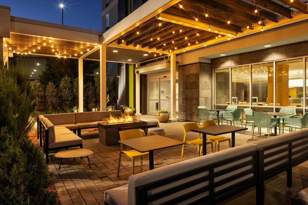 Home2 Suites by Hilton Roseville Minneapolis 写真