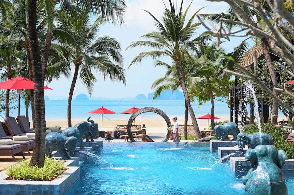 アマリ ヴォーグ クラビ 写真