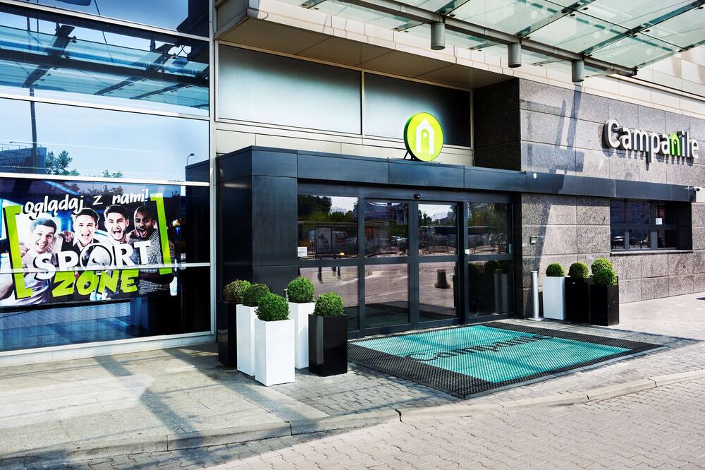 カンパニール プライム ワルシャワ セントラム 写真