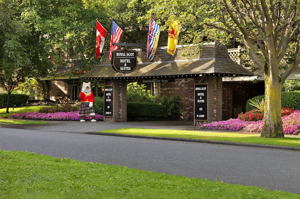 ロイヤル スコット ホテル&スイーツ 写真