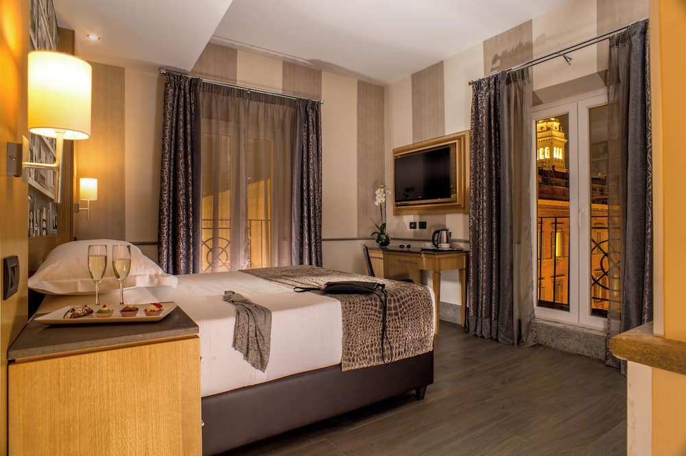 ロイヤル コート ホテル 写真