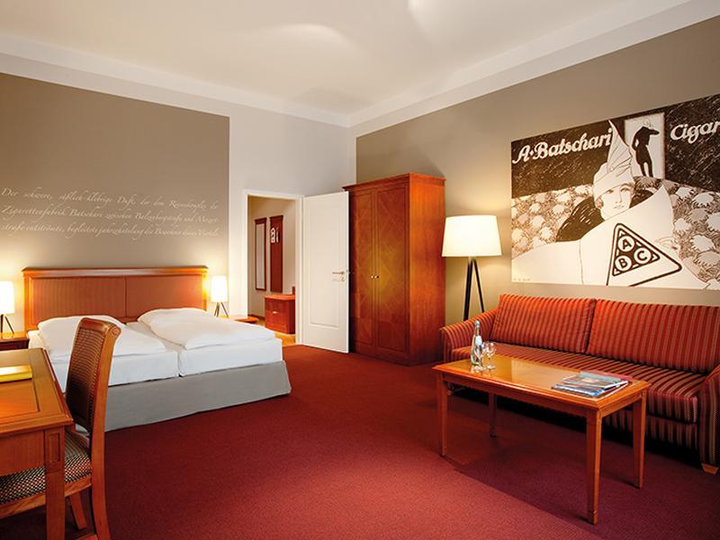 バチャリ パレイ バーデン  バーデン 写真