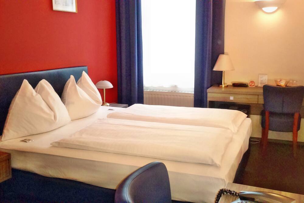 ホテル ペンション エクセレンス 写真