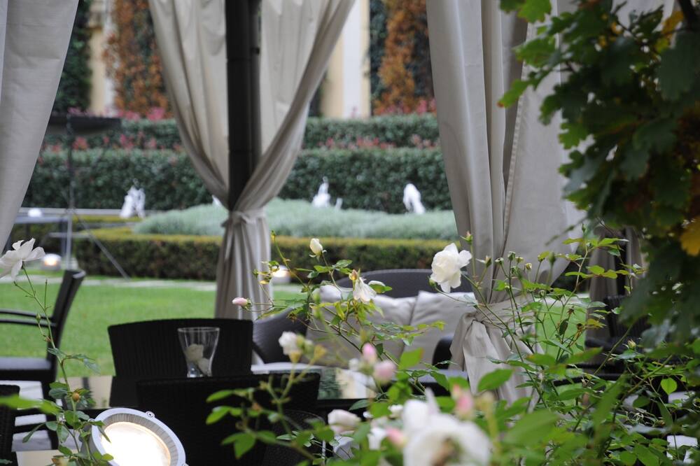 グランド ヴィスコンティ パレス ホテル 写真