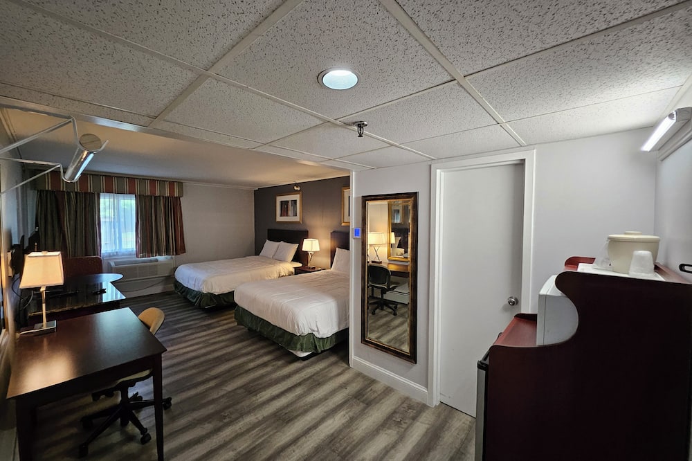 センター ストリート バリュー イン 写真