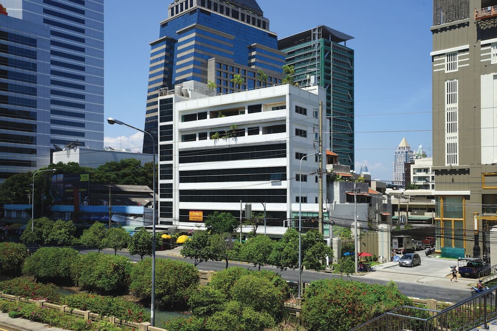 セレナ サトーン スイート 写真