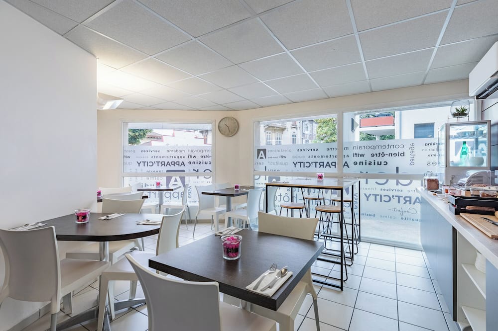 アパートシティ クラシック トノン レ バン 写真