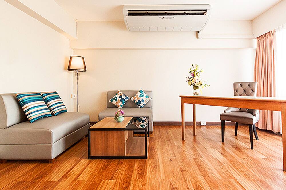 サムラン プレイス ホテル 写真