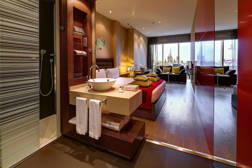 オリビア プラザ ホテル 写真