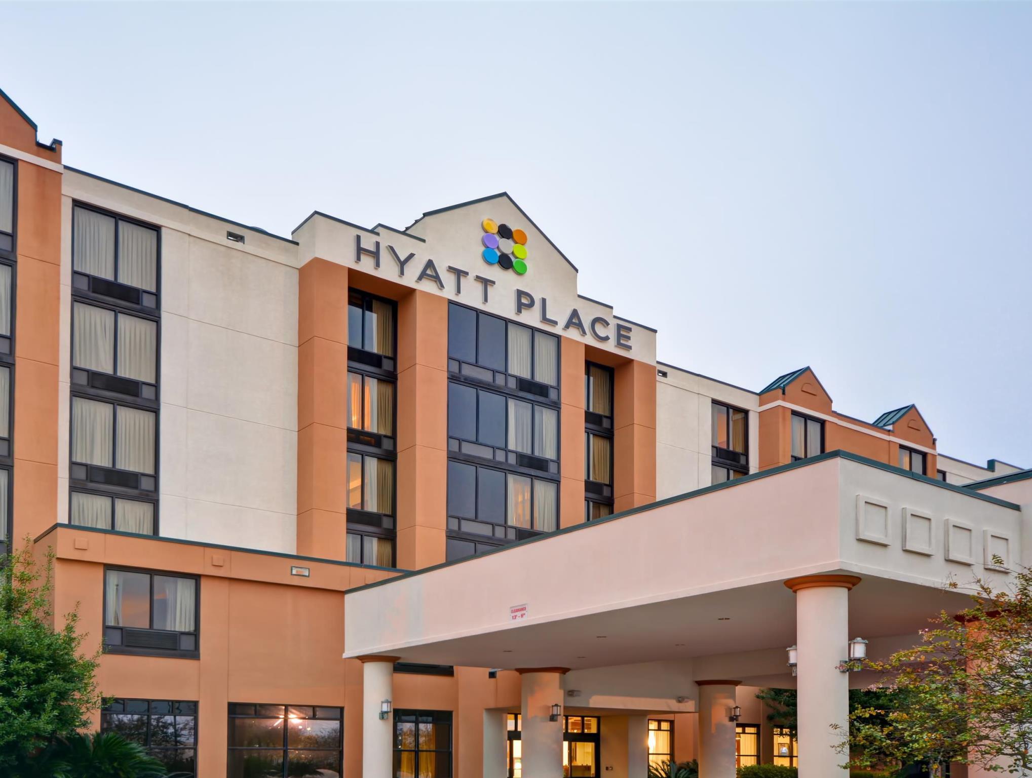 Hyatt Place Ontario Mills