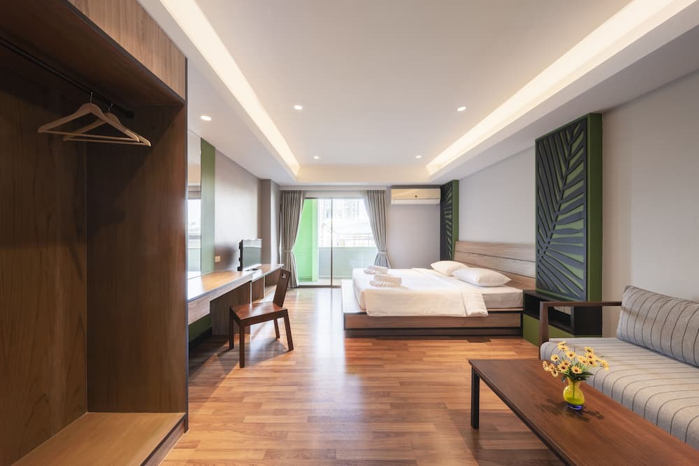 アット115バイロンポマンション 写真